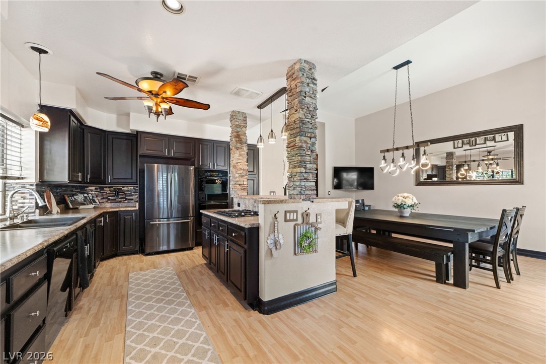 1401 Palantine Hill Drive