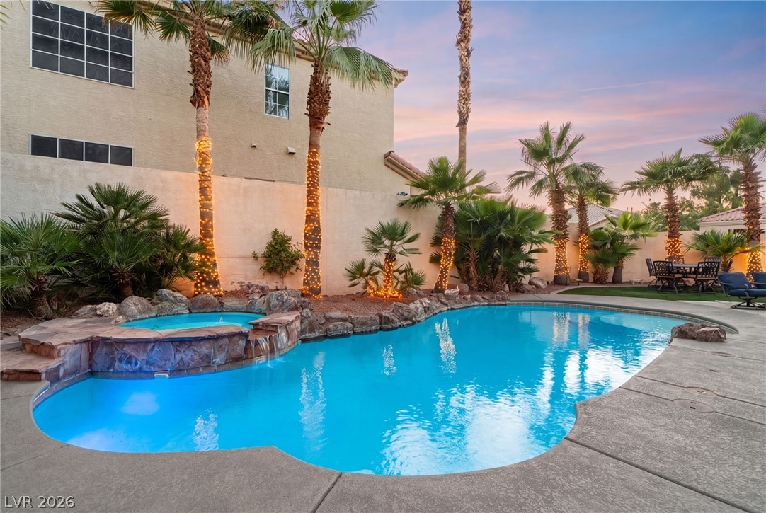 1401 Palantine Hill Drive