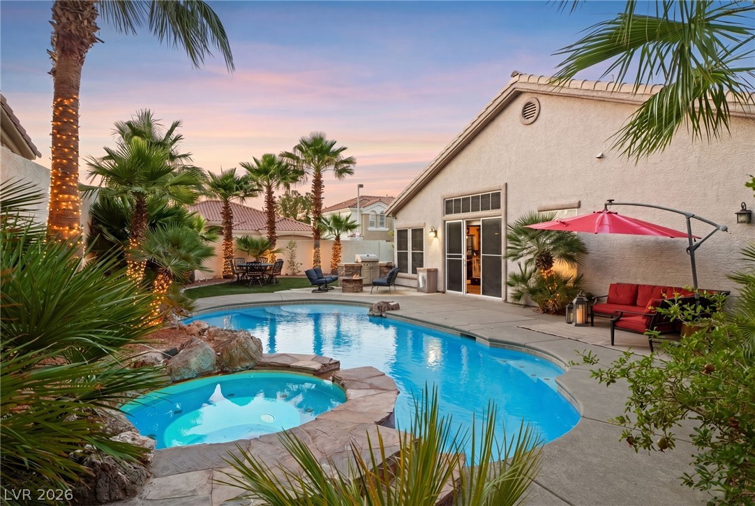 1401 Palantine Hill Drive