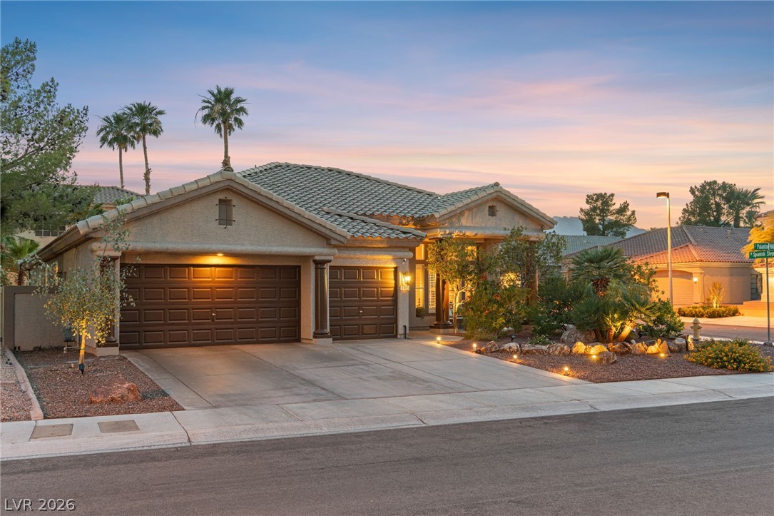 1401 Palantine Hill Drive