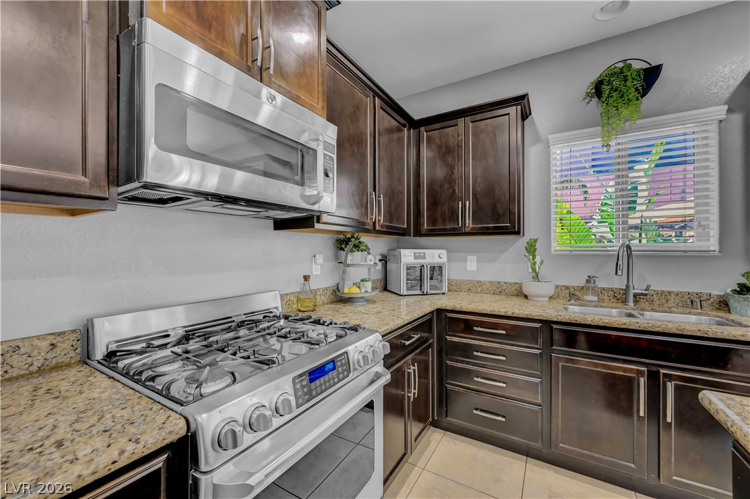 8083 Mosaic Sunrise Lane