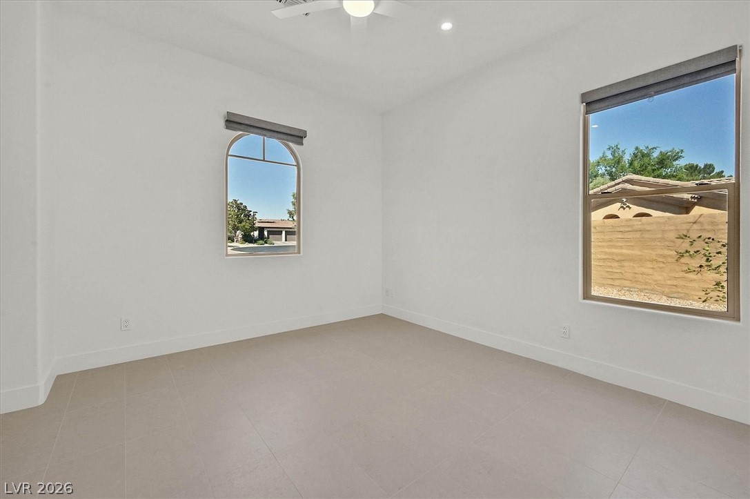11 Fountainhead Circle
