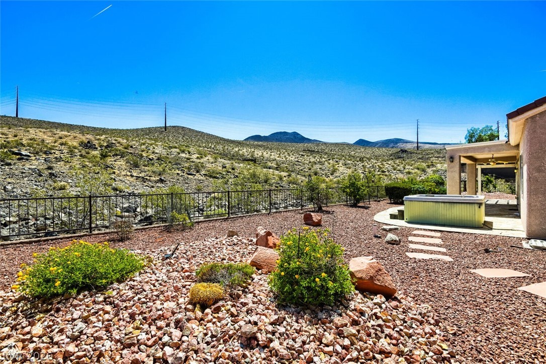 2090 Gunnison Place
