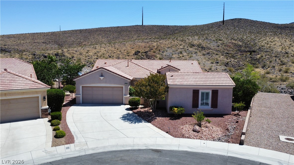 2090 Gunnison Place