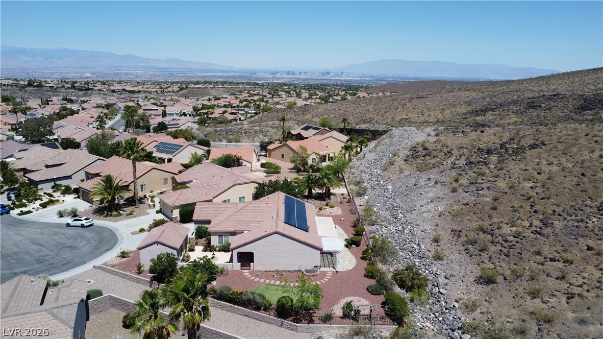 2090 Gunnison Place