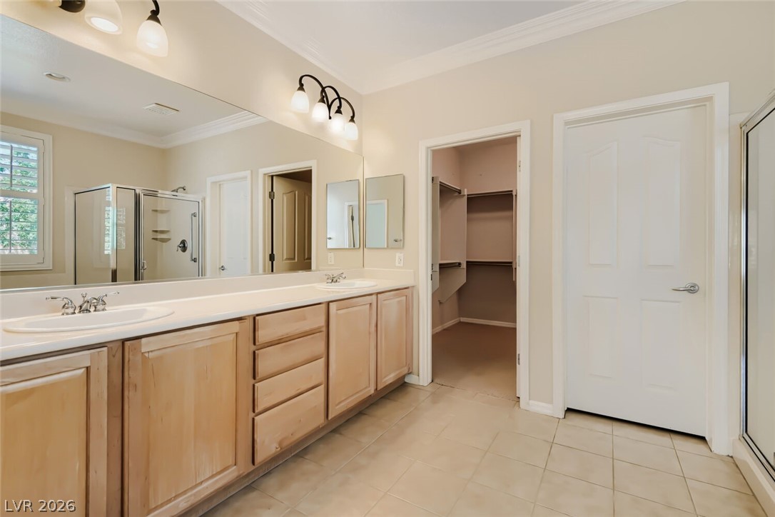 2090 Gunnison Place