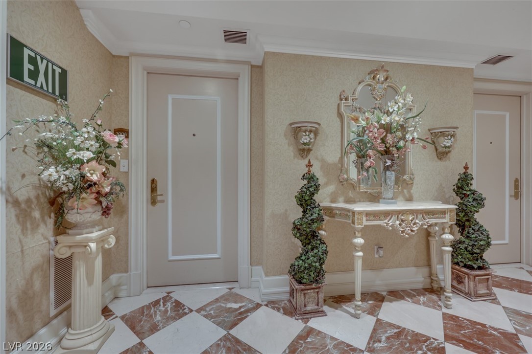 2857 Paradise Road 2006