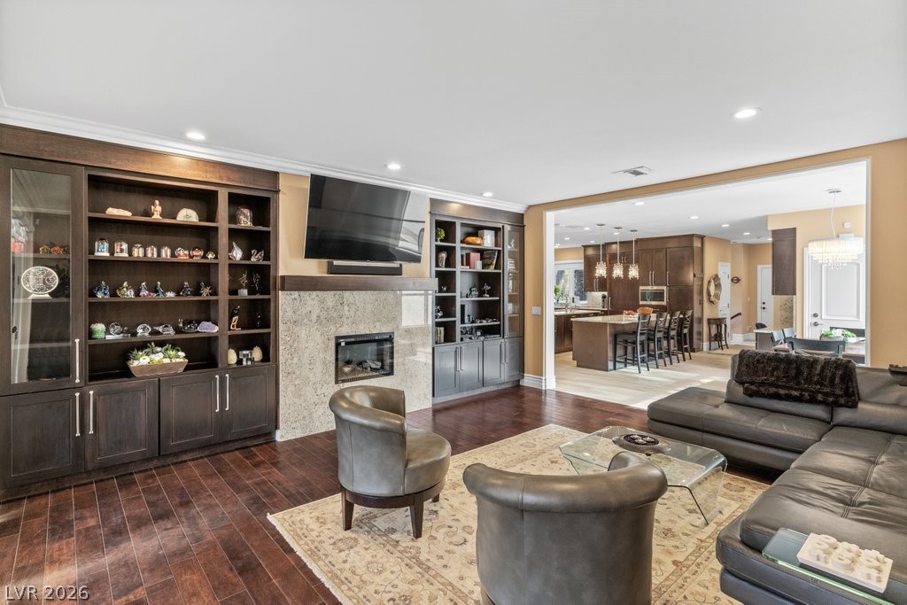7 Larkside Court
