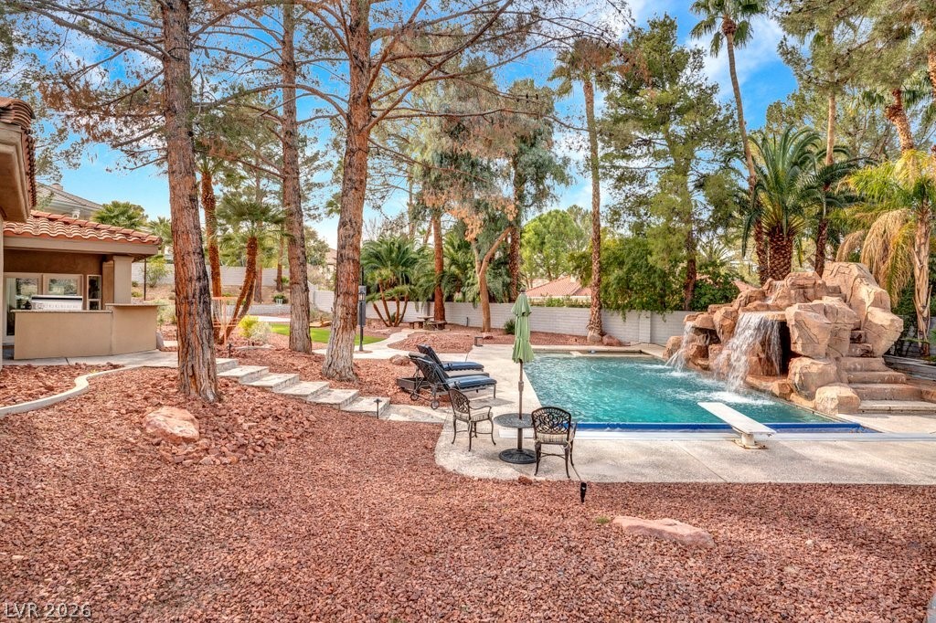 7 Larkside Court