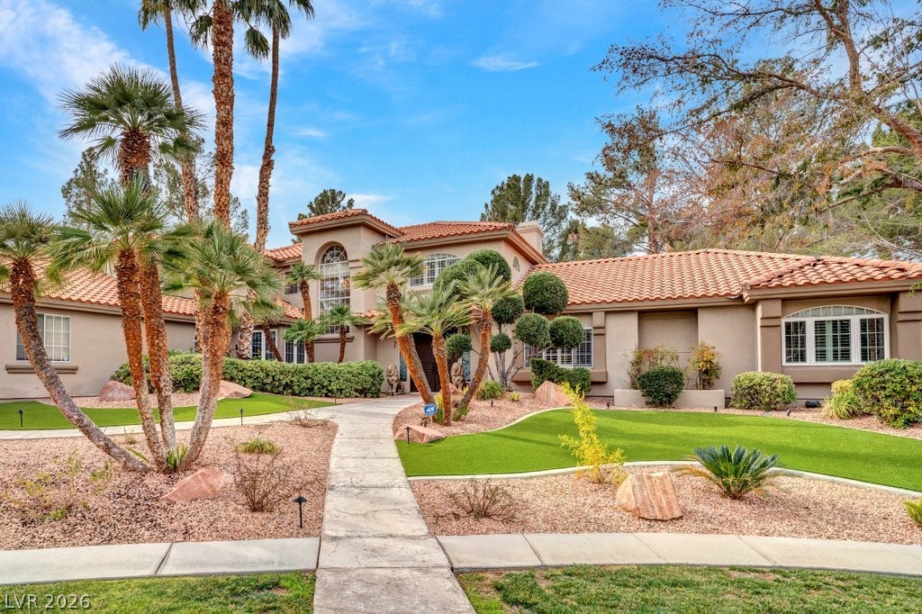 7 Larkside Court