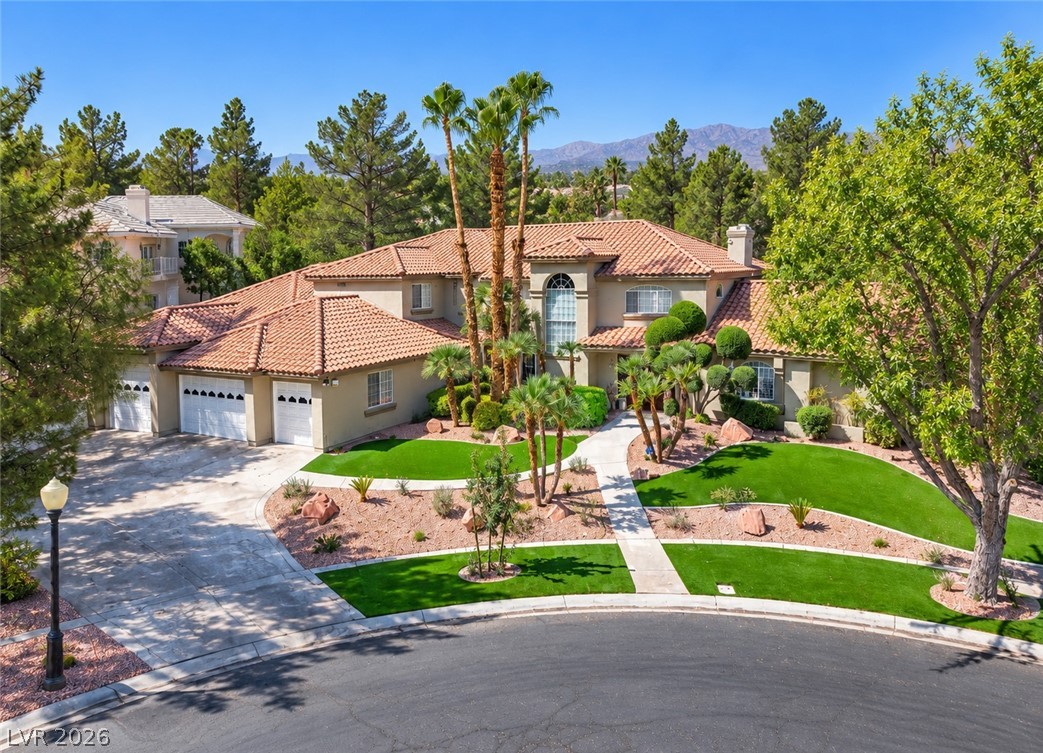7 Larkside Court