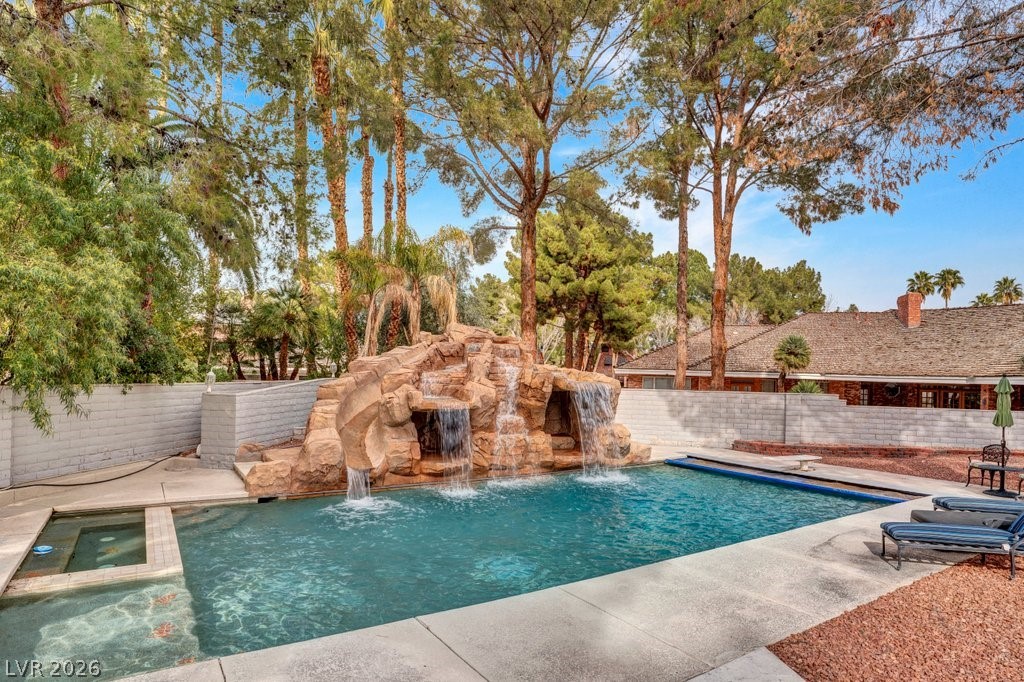 7 Larkside Court