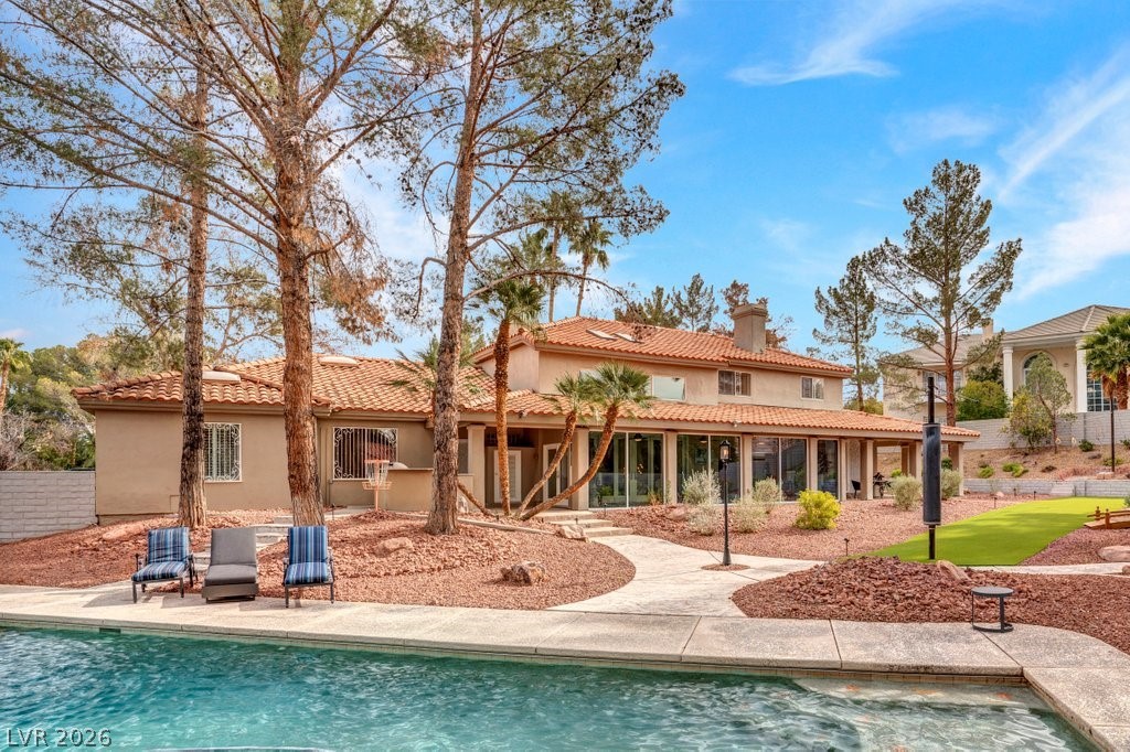 7 Larkside Court