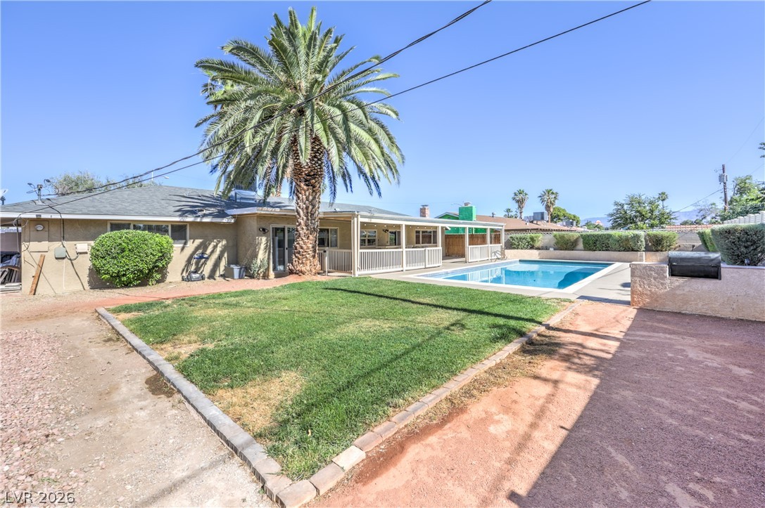 1916 Stonehaven Drive