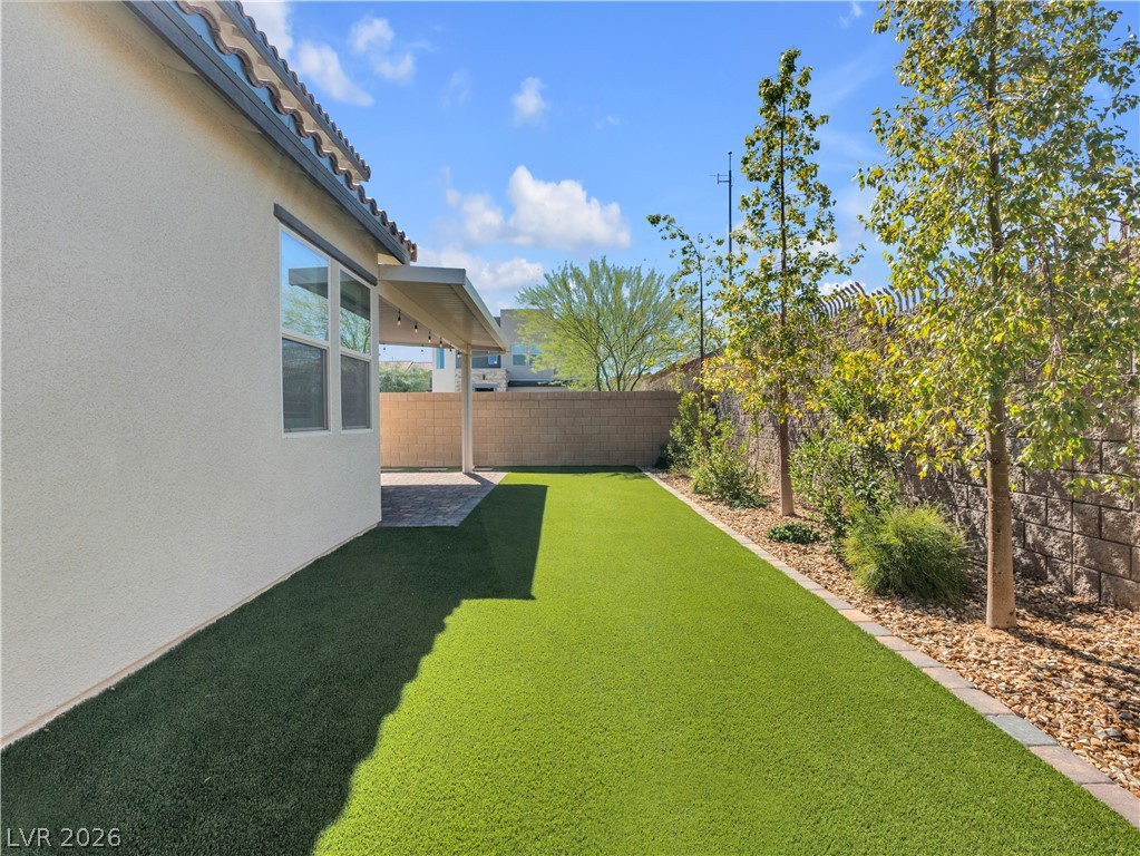 2675 Deep Canyon Street