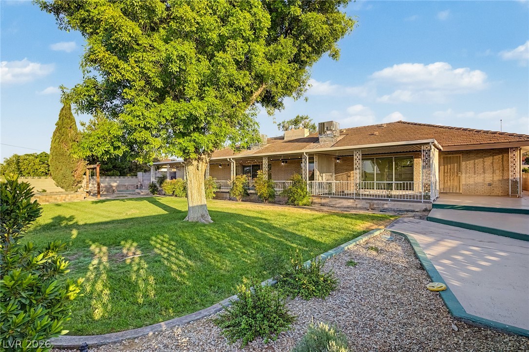 236 East Country Club Drive