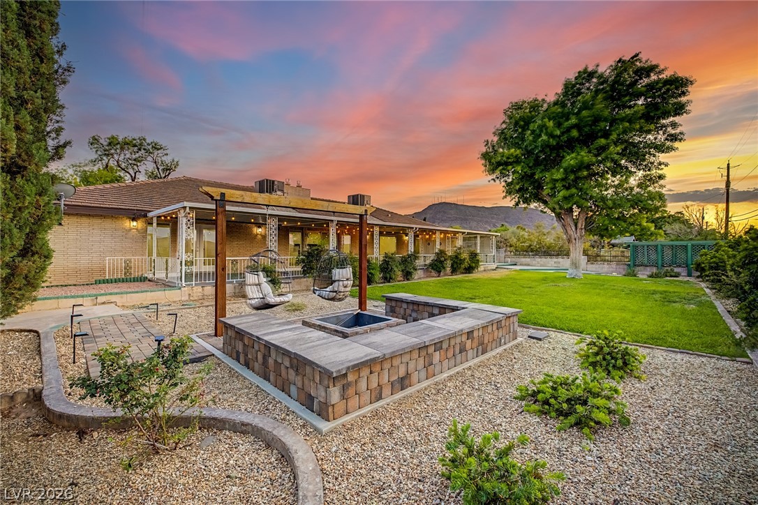 236 East Country Club Drive