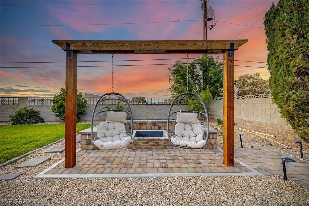 236 East Country Club Drive