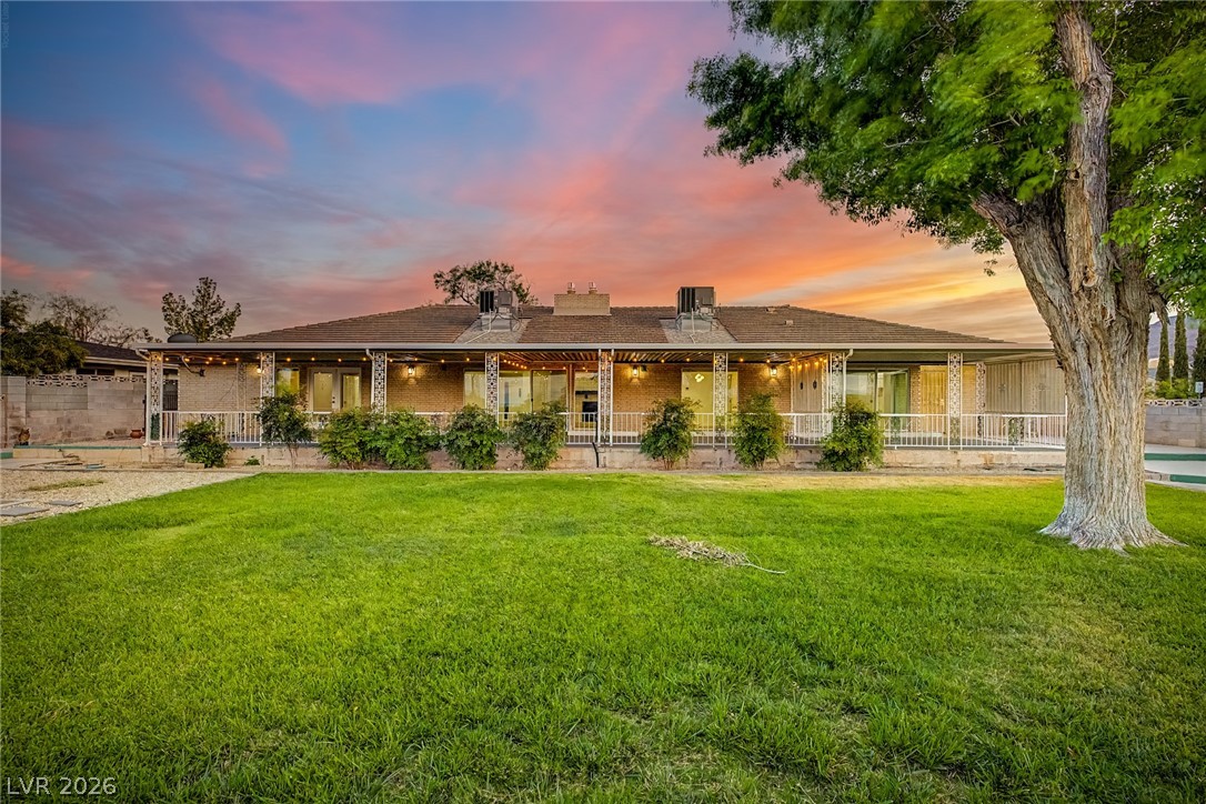 236 East Country Club Drive