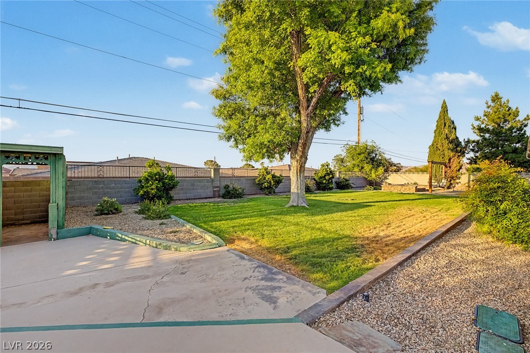 236 East Country Club Drive