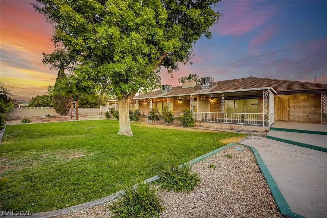 236 East Country Club Drive