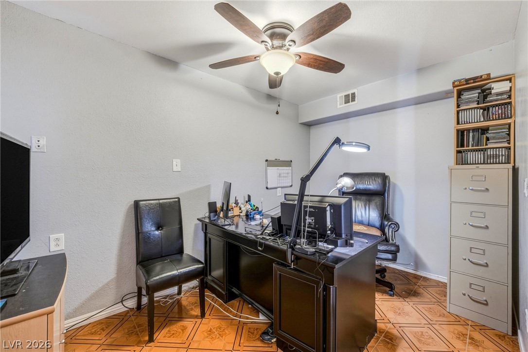 6115 Dawn View Lane