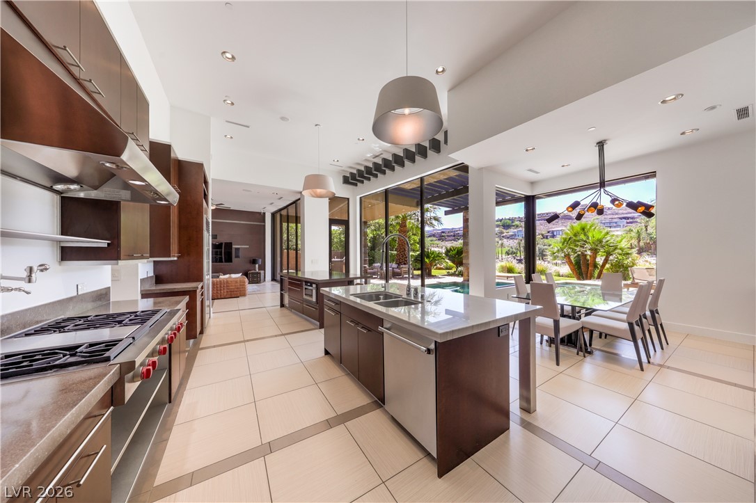 1501 Foothills Village Drive