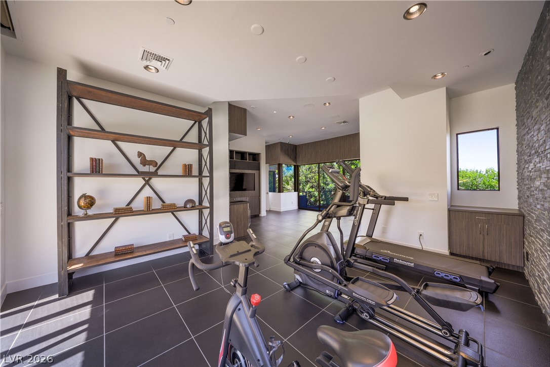 1501 Foothills Village Drive