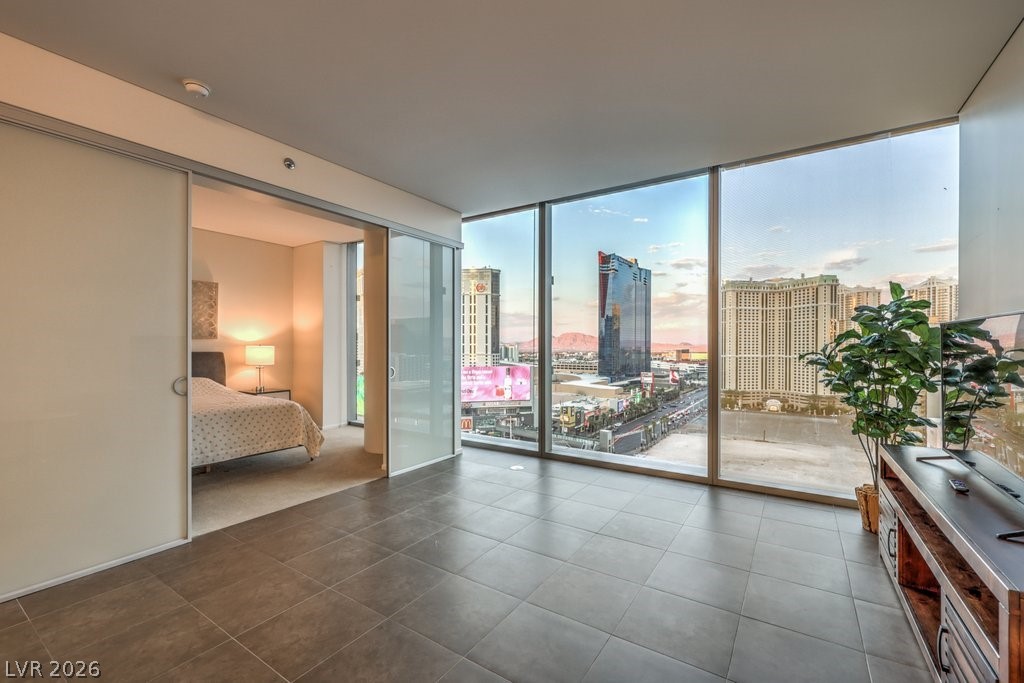 3722 Las Vegas Boulevard 1204