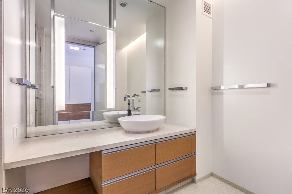 3726 Las Vegas Boulevard 603