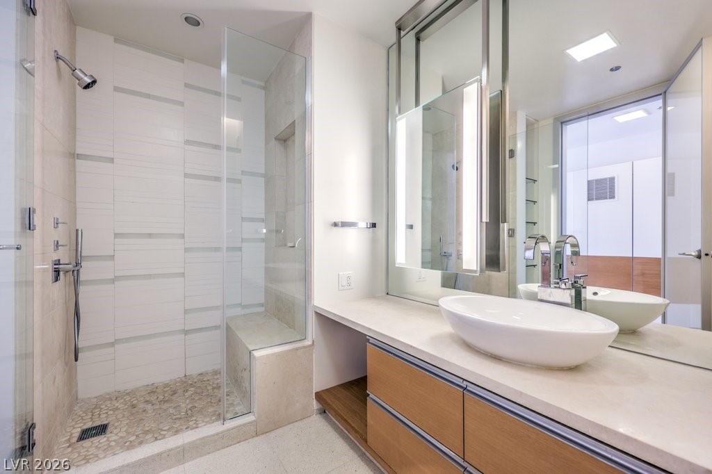 3726 Las Vegas Boulevard 603