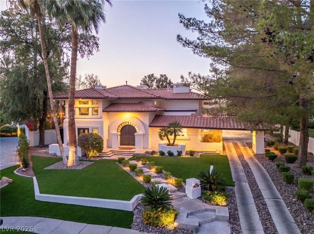 2233 Versailles Court