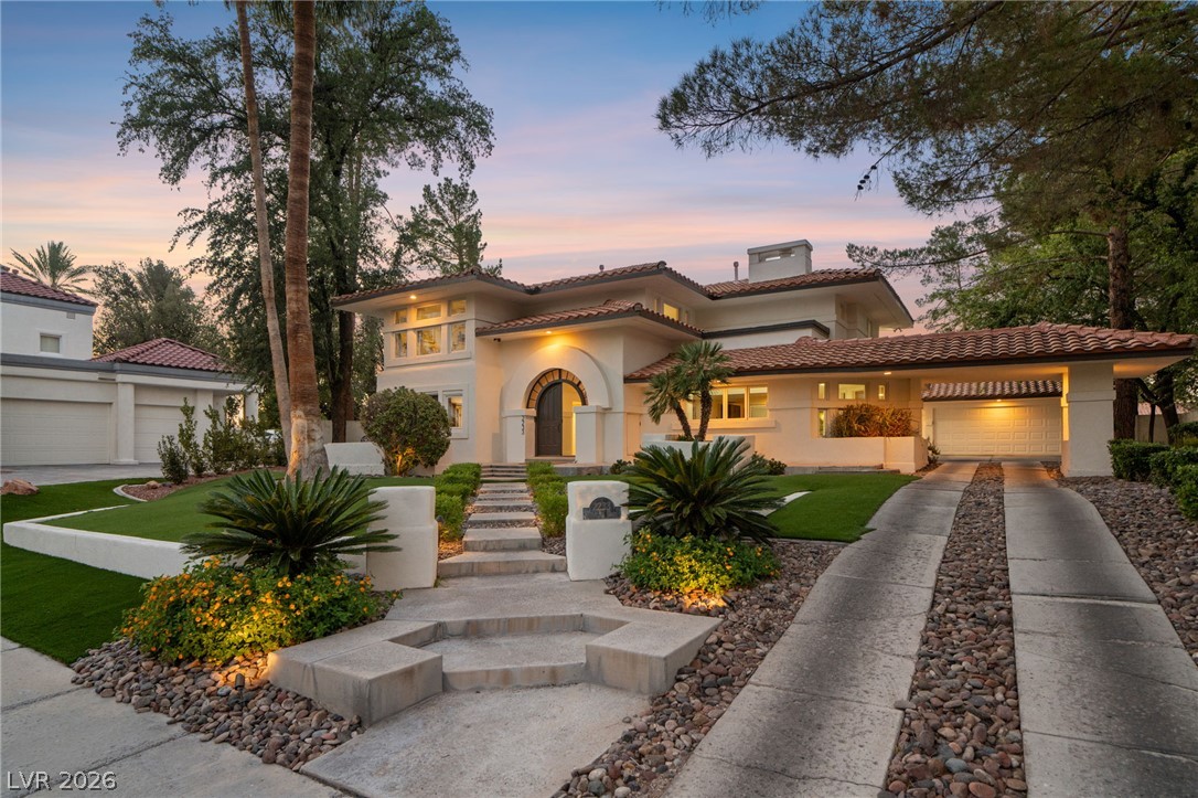 2233 Versailles Court