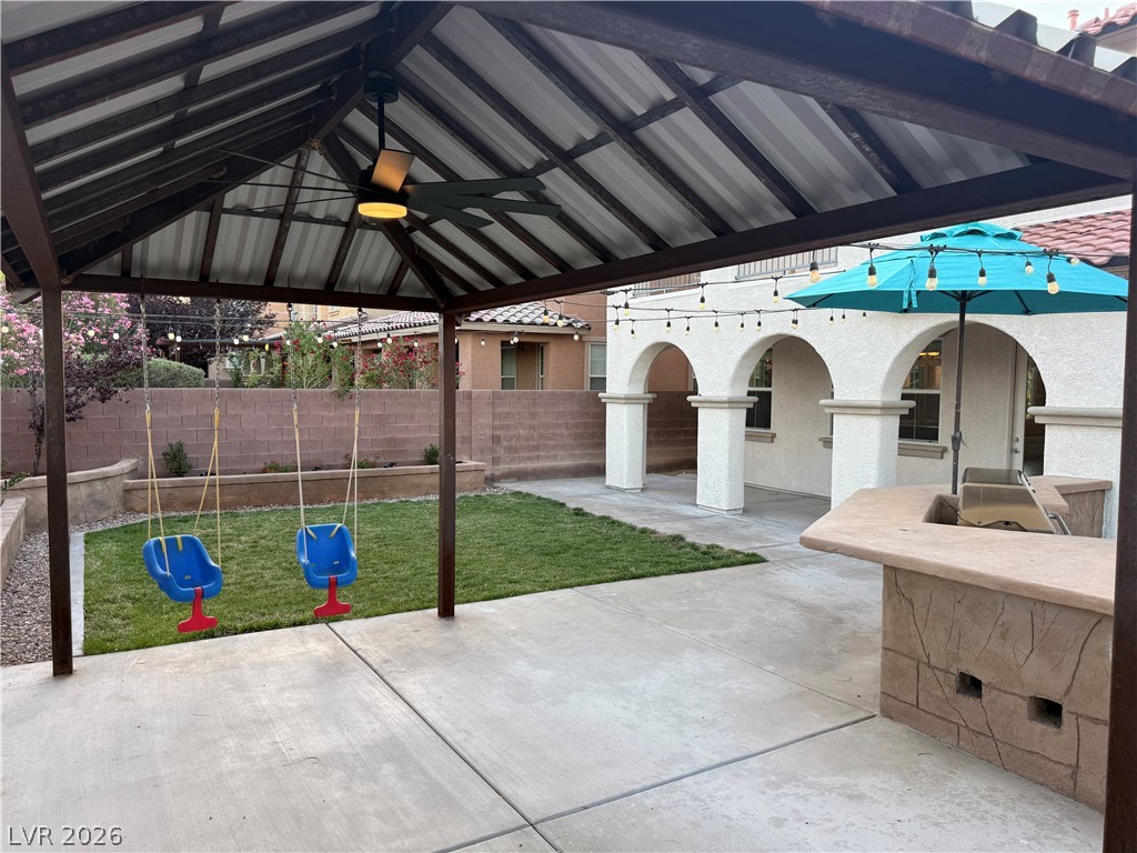 9151 SENDERO Avenue
