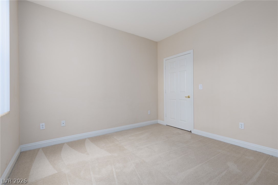 8000 BADURA Avenue 1121