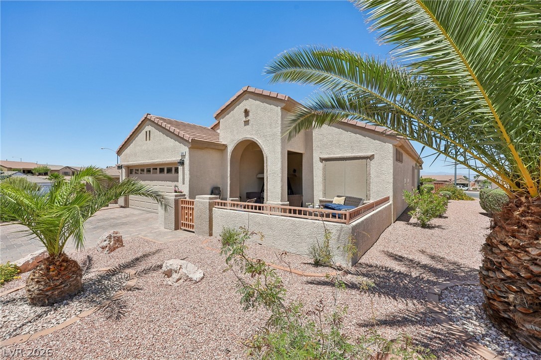 586 Cypress Gardens Place