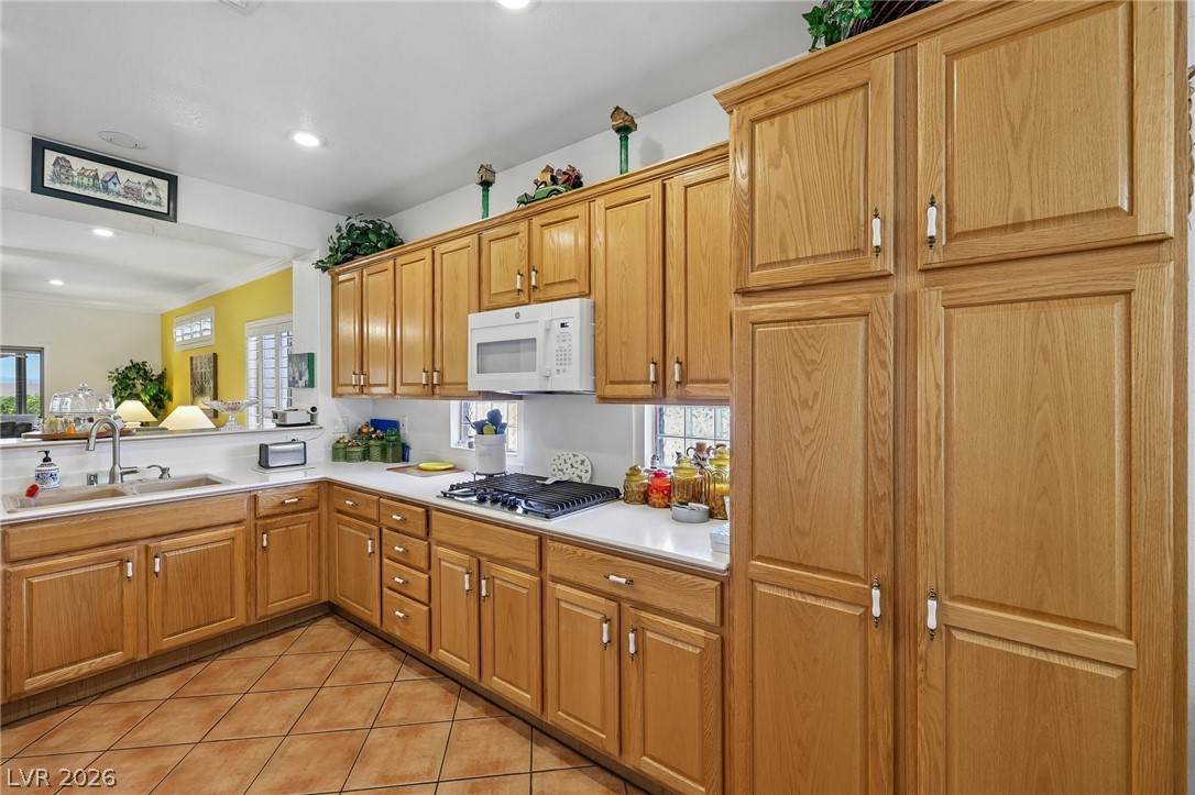 586 Cypress Gardens Place