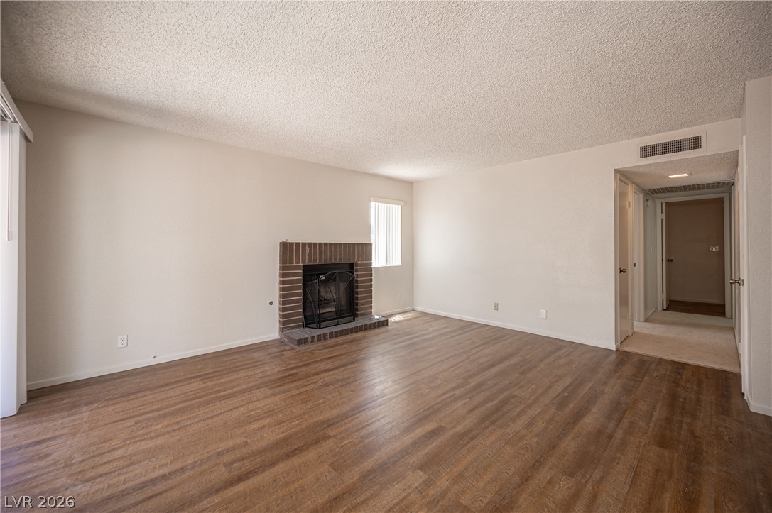 4386 Newhaven Drive