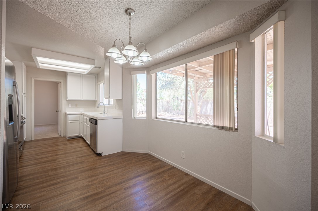 4386 Newhaven Drive