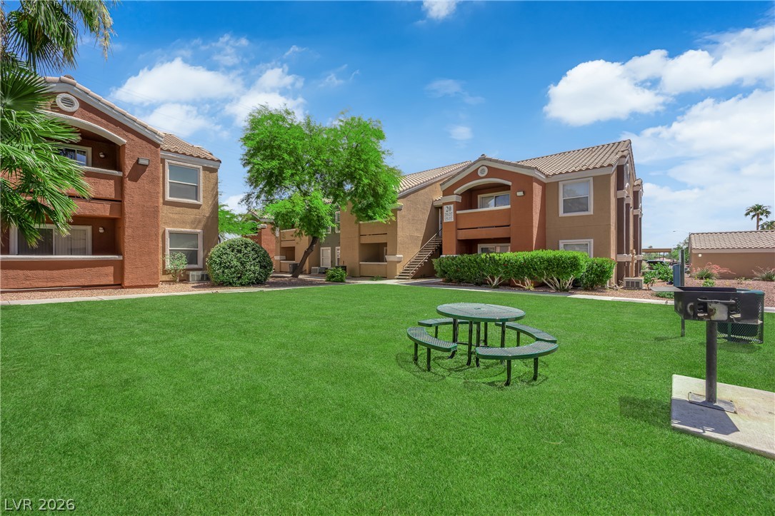 8101 West Flamingo Road 2152