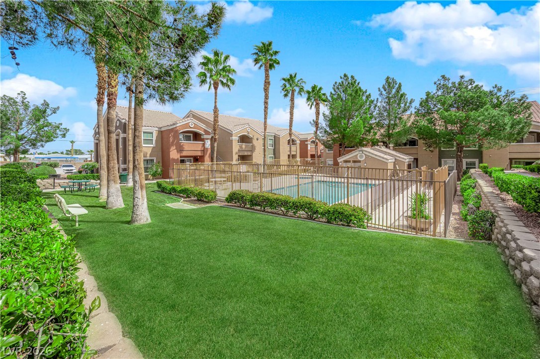 8101 West Flamingo Road 2152
