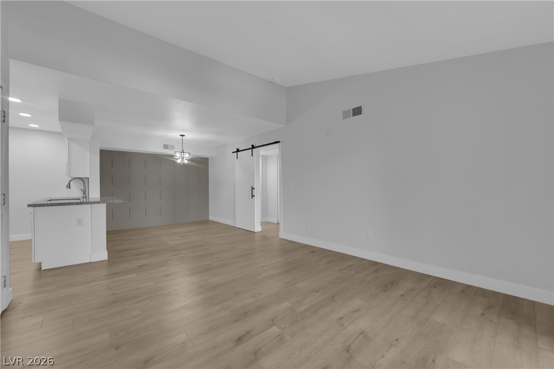 8101 West Flamingo Road 2152