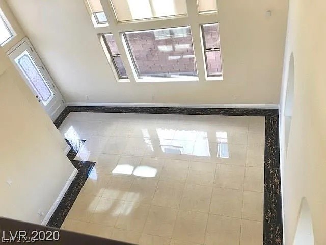 2552 Regency Cove Court