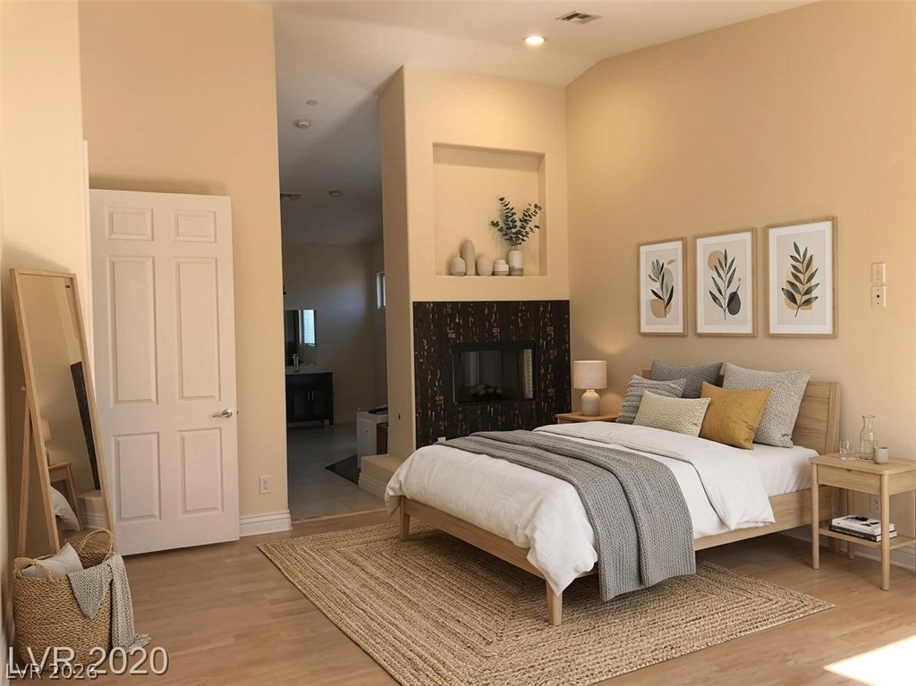 2552 Regency Cove Court