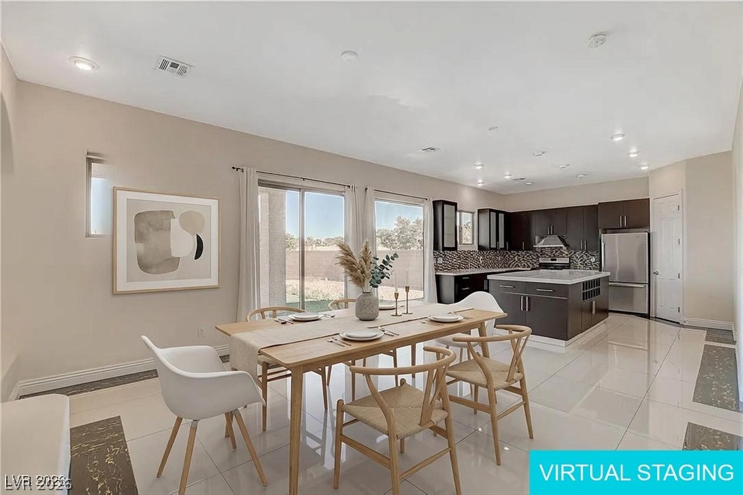 2552 Regency Cove Court