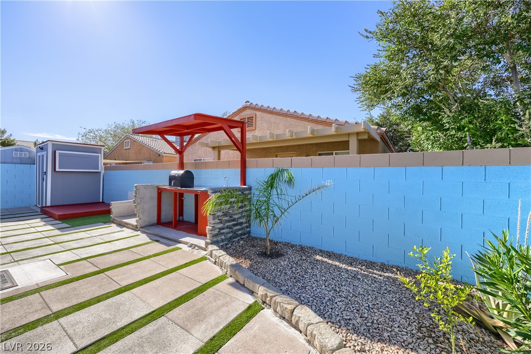 5205 Mineral Lake Drive