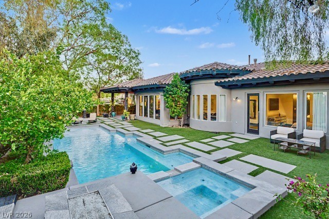 24 Panorama Crest Avenue