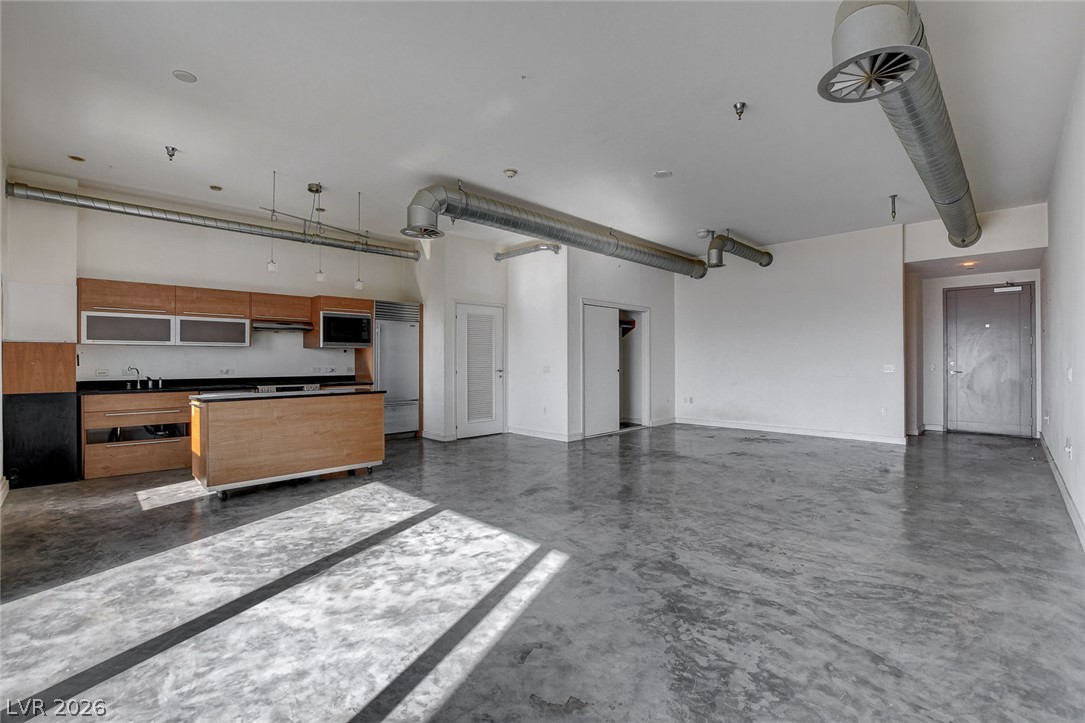 200 Hoover Avenue 1601