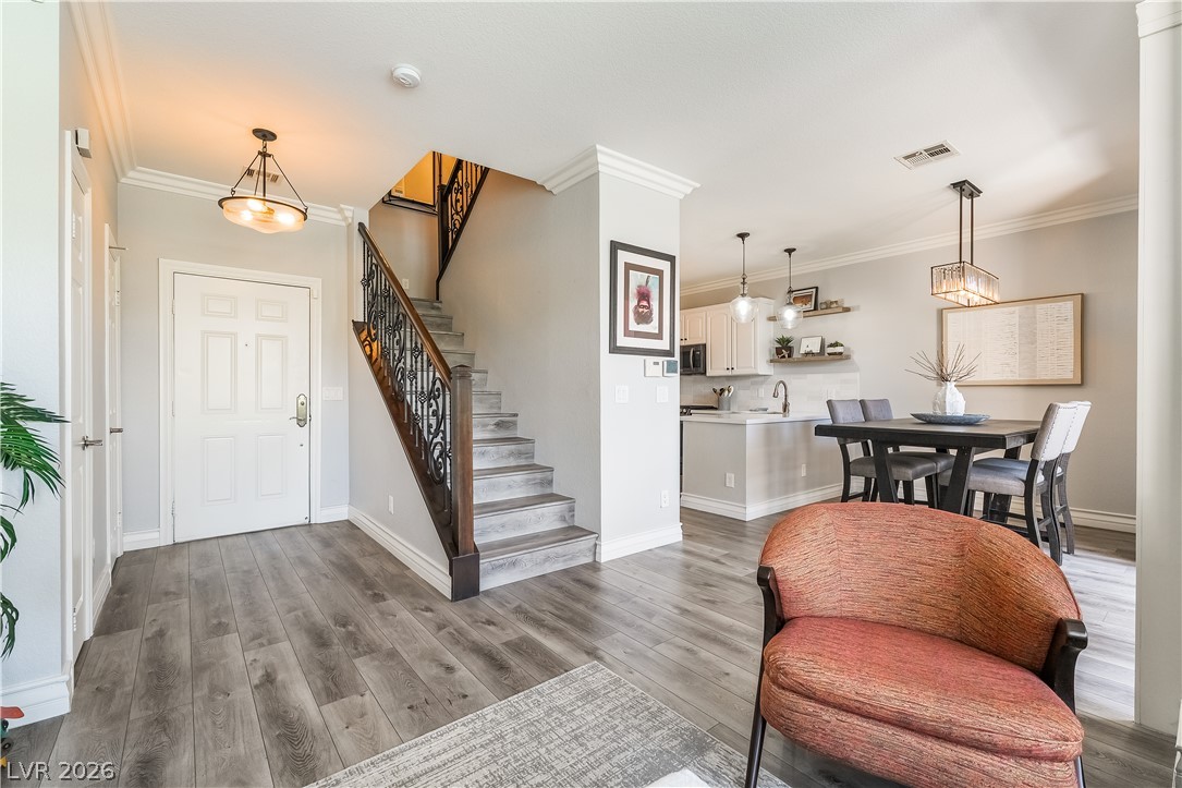 251 South Green Valley Parkway 5612