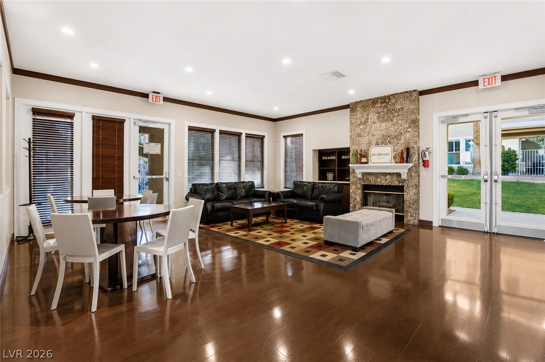 251 South Green Valley Parkway 5612